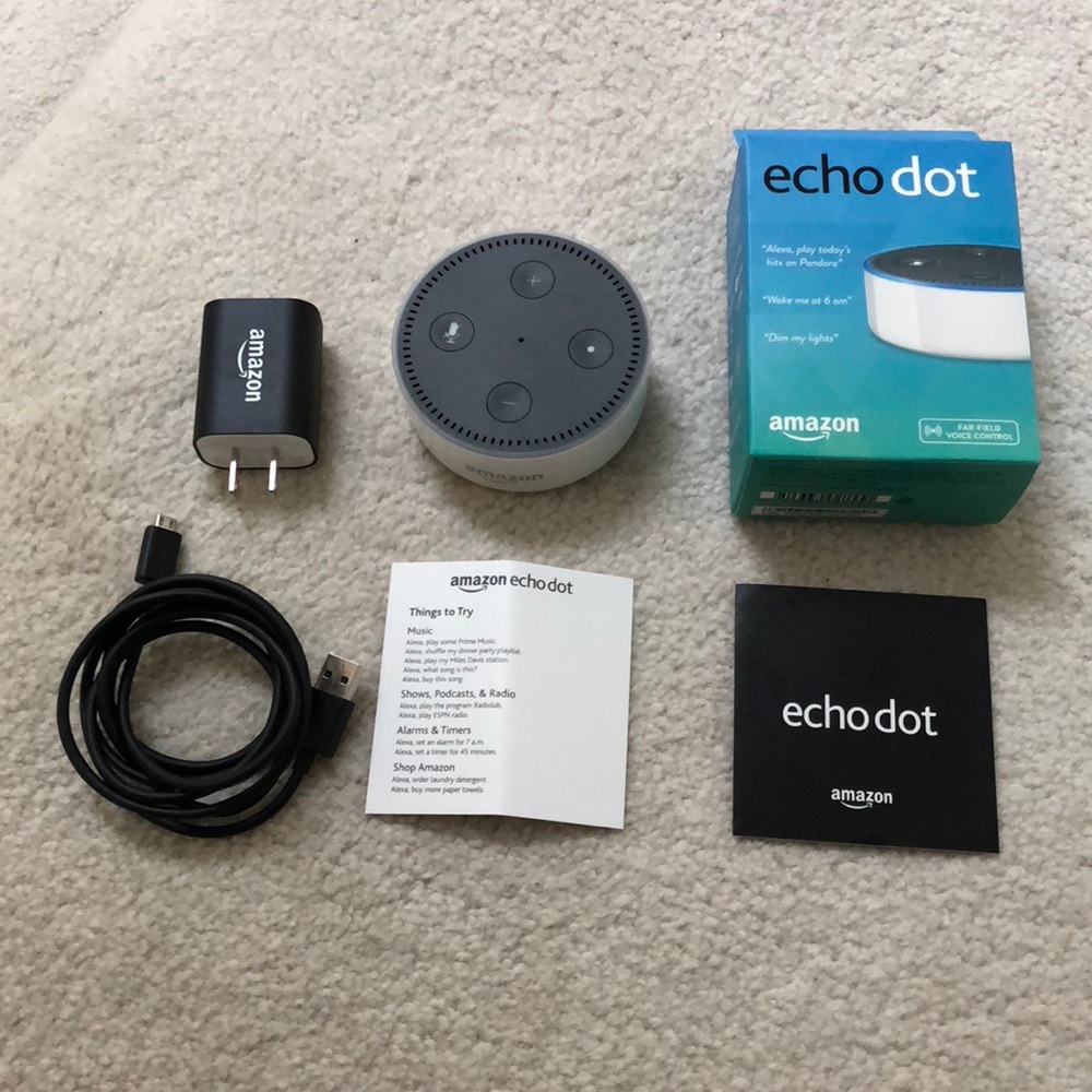 White Amazon Echo Dot (2nd Generation)